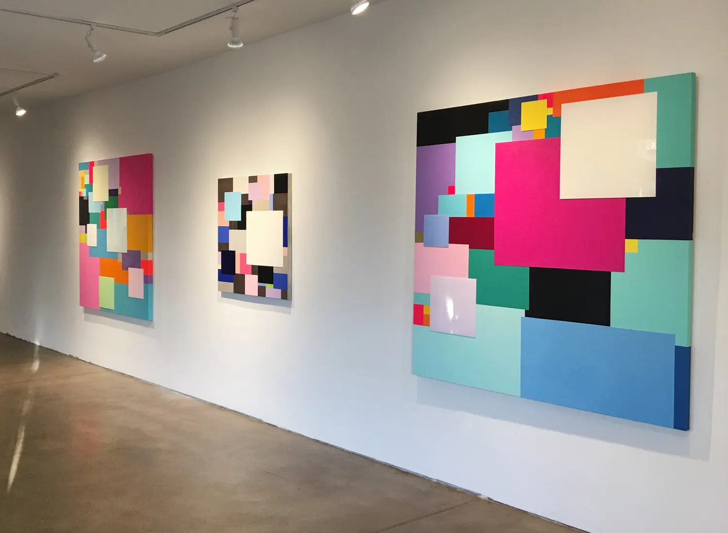 Large geometric abstraction by Marco Casentini.